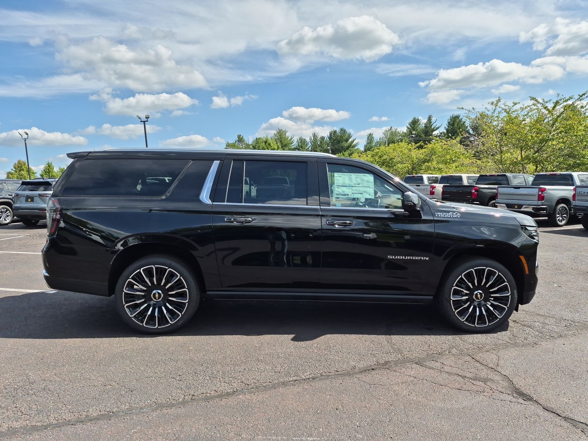 2026 Chevrolet Suburban High Country - Photo 46