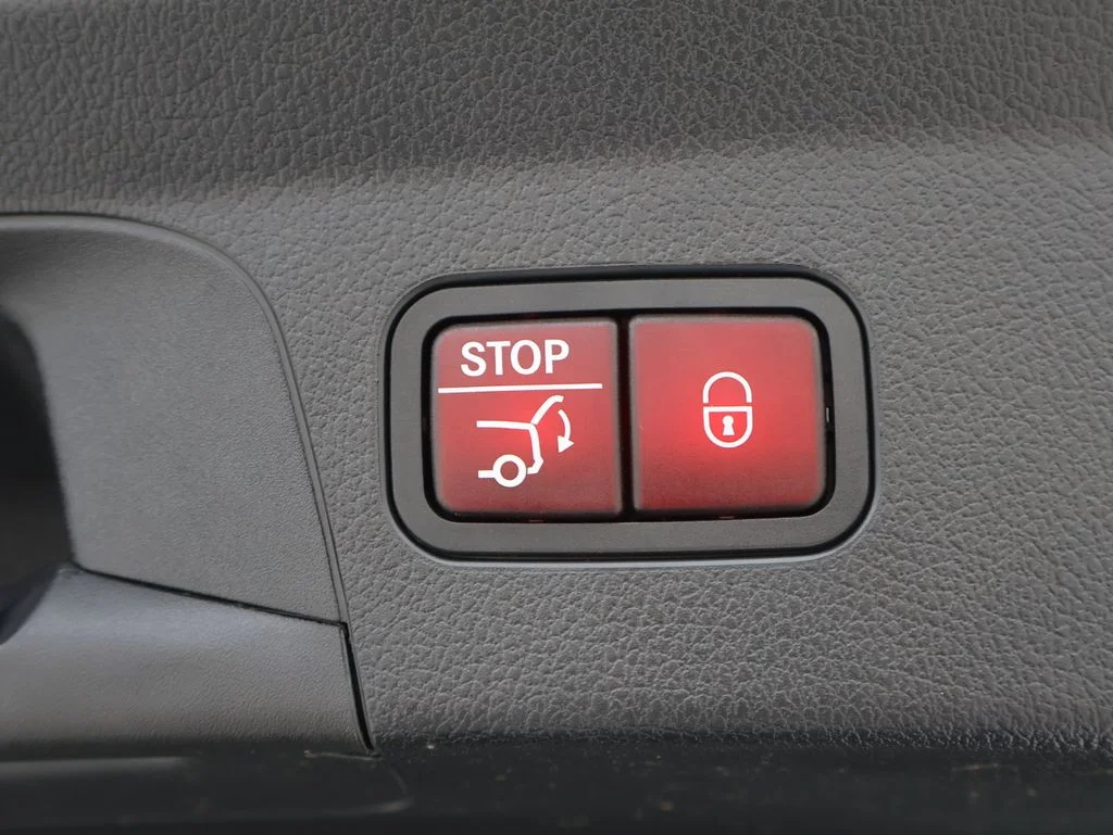 Used 2024 Polar White Mercedes-Benz GLE 53 AMG® image 19