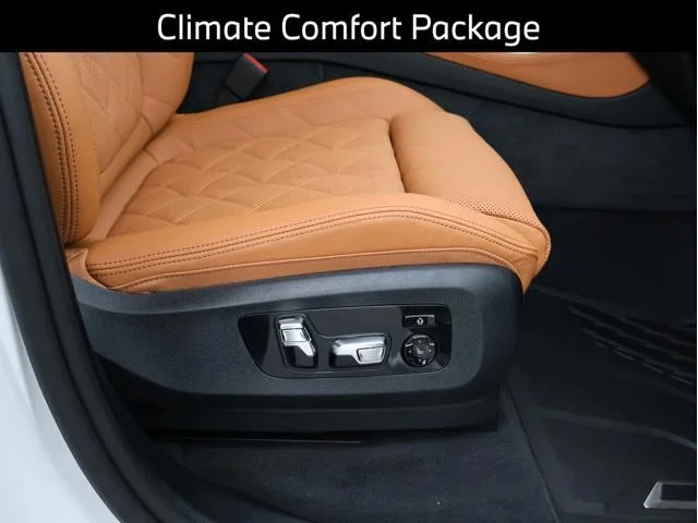 New 2026 Mineral White Metallic BMW xDrive40i image 12