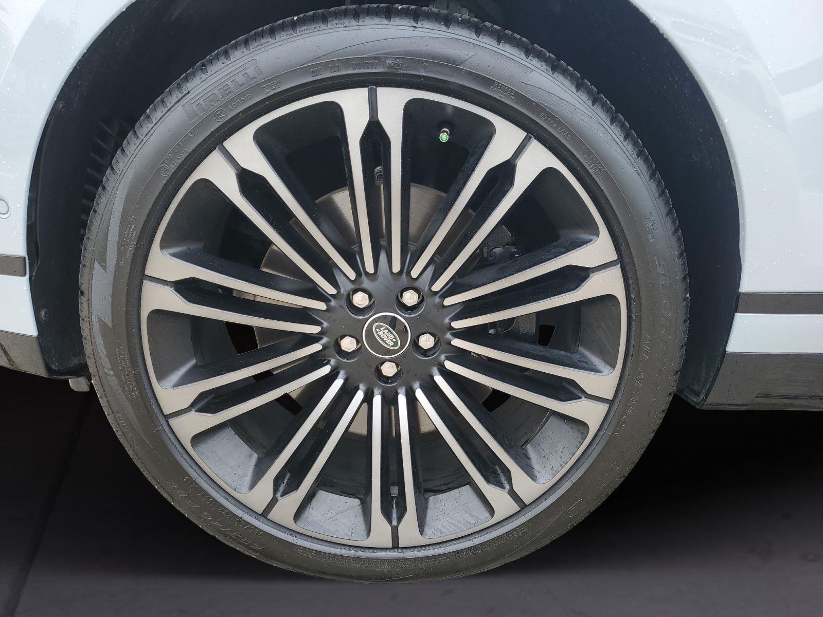 2026 Land Rover Range Rover Velar Dynamic SE - Photo 14