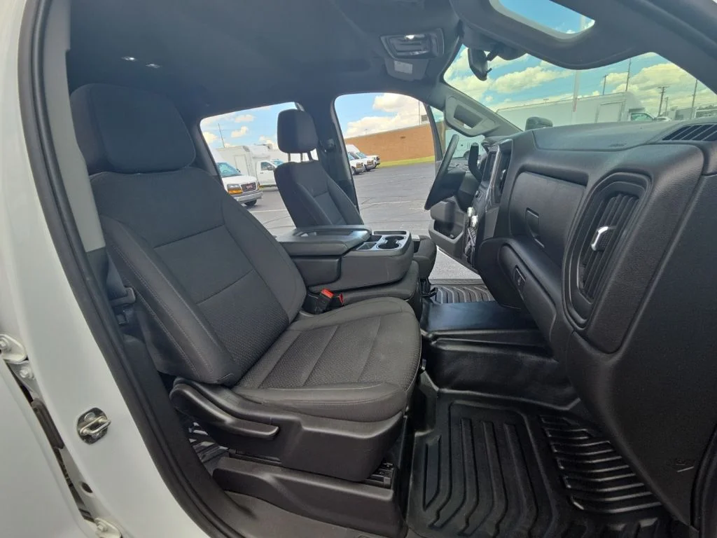 Used 2023 White GMC Pro image 30