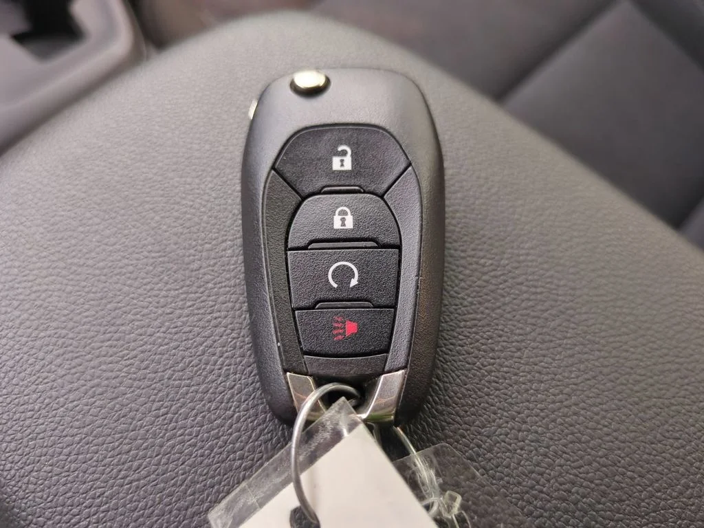 Used 2024 White Chevrolet LS image 27