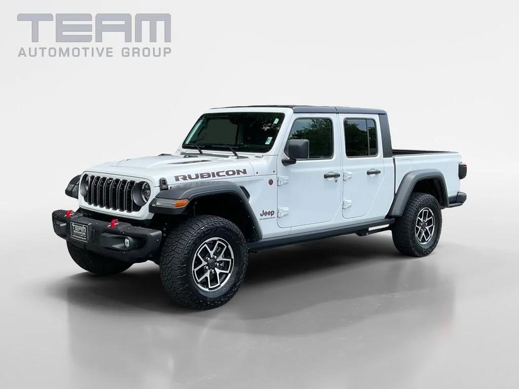 Used 2024 White Jeep Rubicon image 3