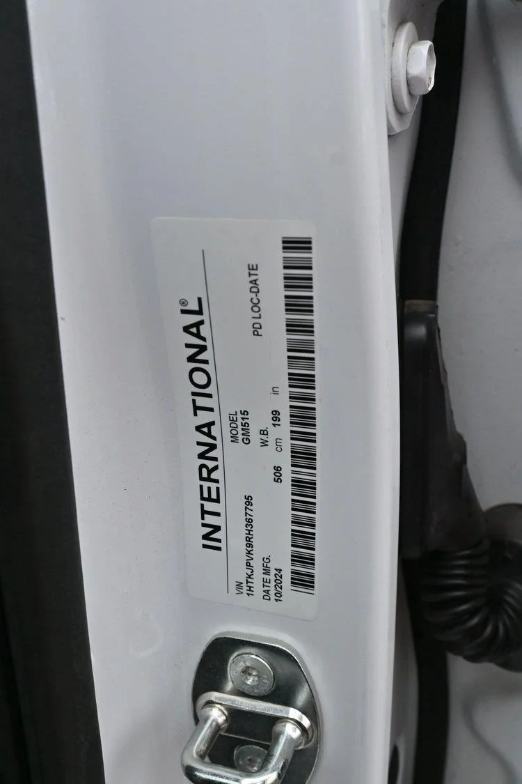 Used 2024 Summit White Chevrolet Work Truck image 40