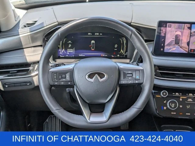 Certified Used 2026 Green INFINITI LUXE image 26