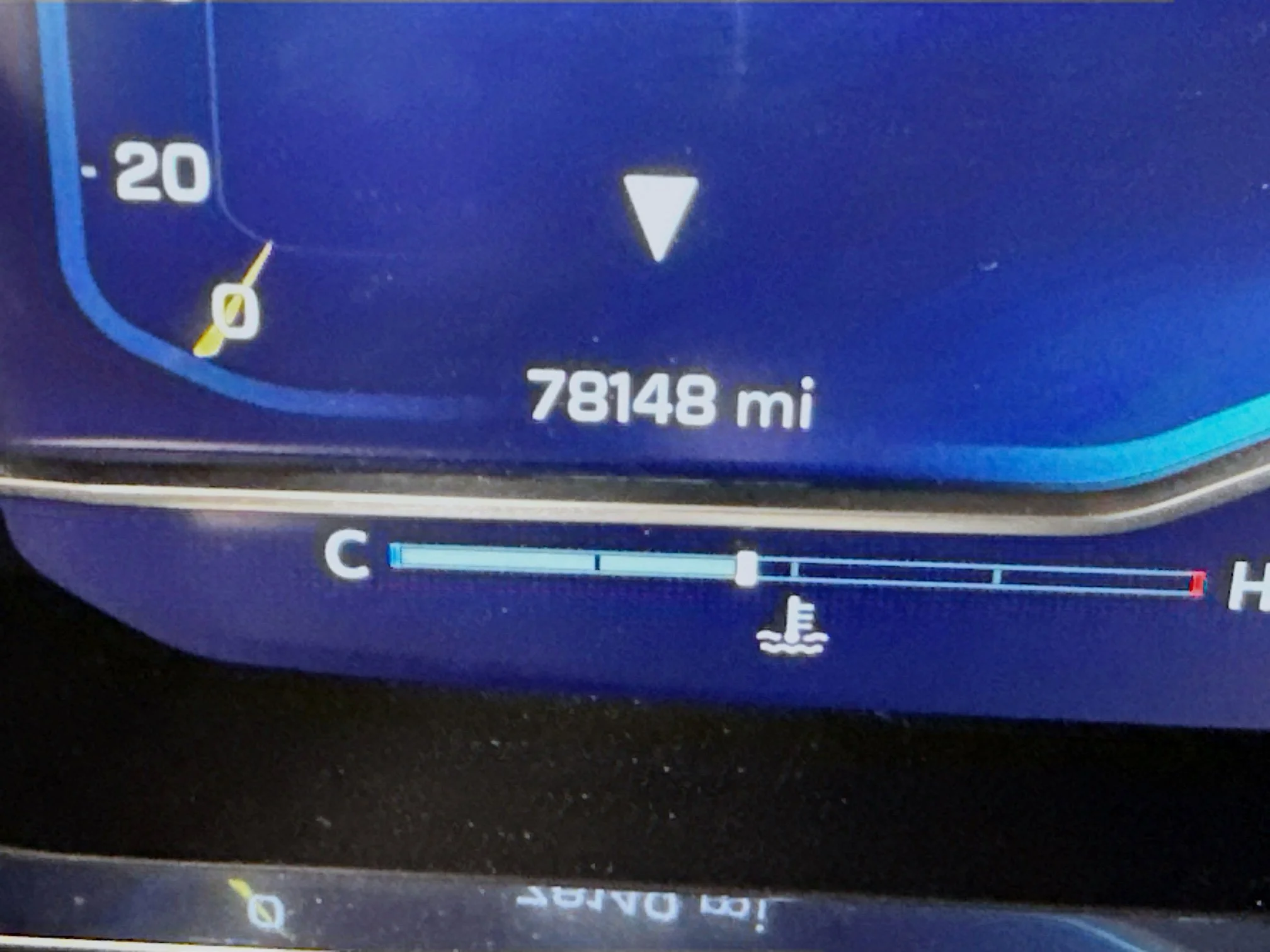 Used 2022 Summit White Chevrolet LT image 12