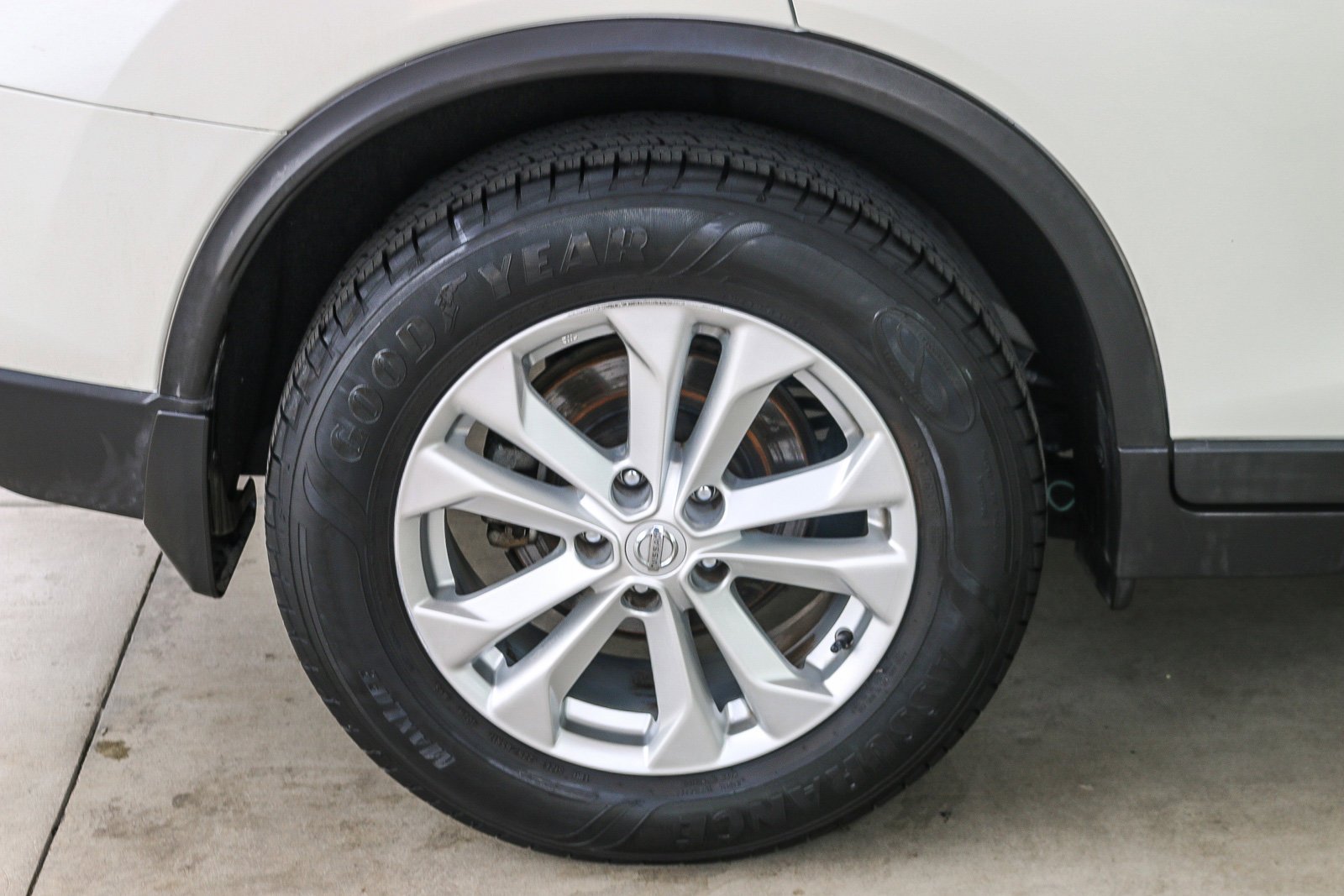 2016 Nissan Rogue SV - Photo 10