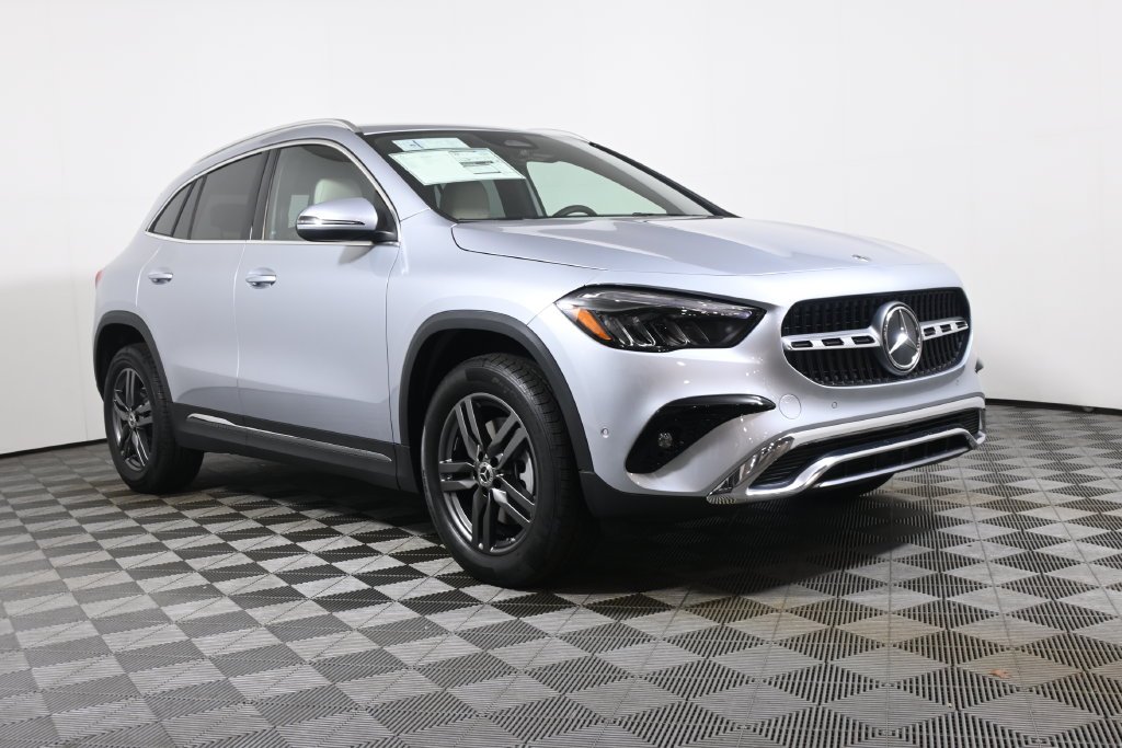 Used 2026 Cirrus Silver Metallic Mercedes-Benz GLA 250 image 9