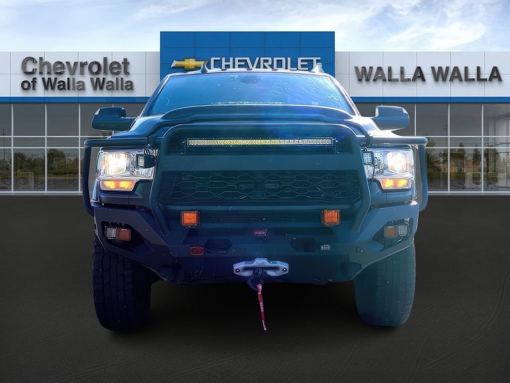 2022 Ram 3500 Tradesman photo 2