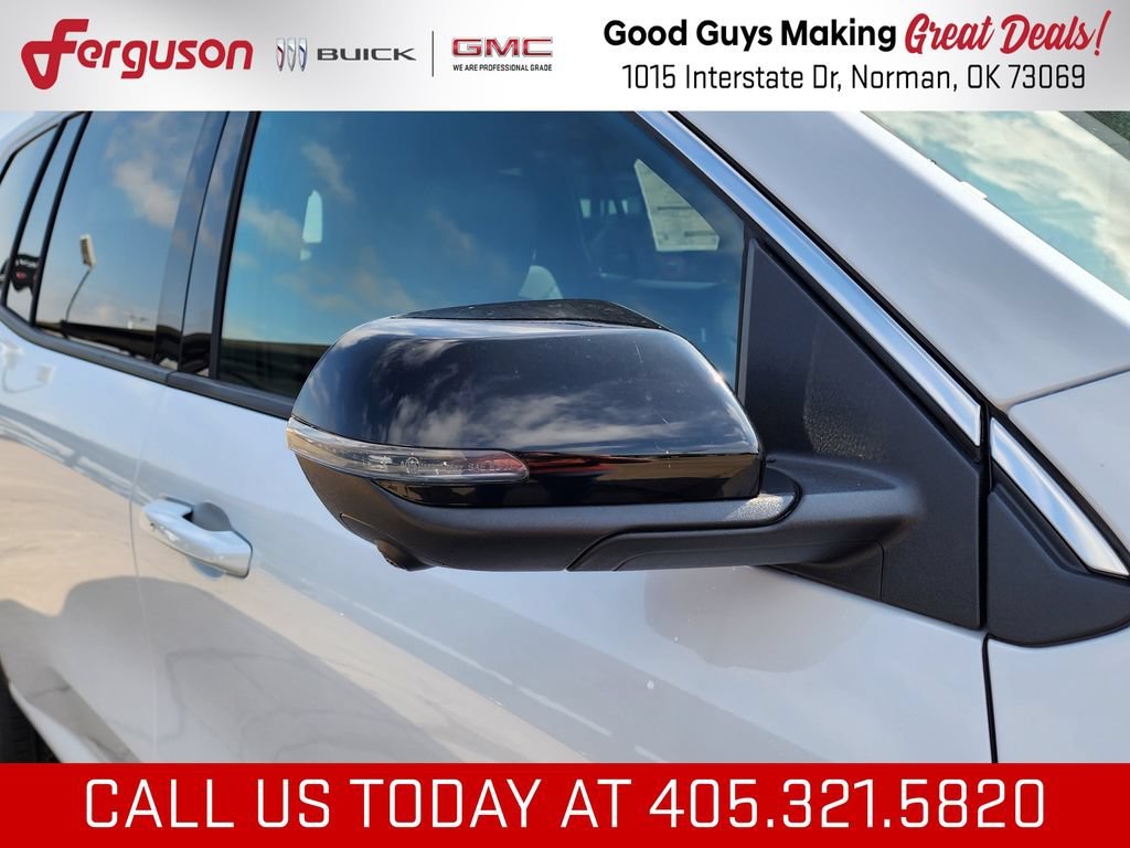 2026 GMC Acadia Elevation - Photo 11