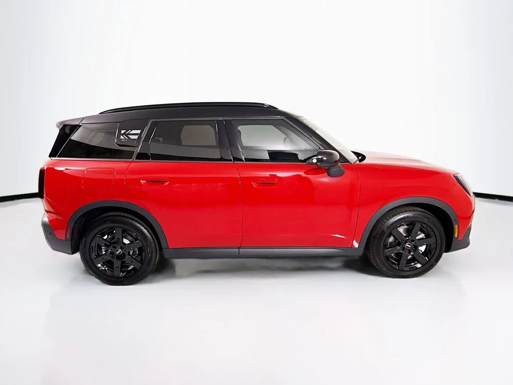 New 2027 Chili Red II MINI Signature Plus image 4