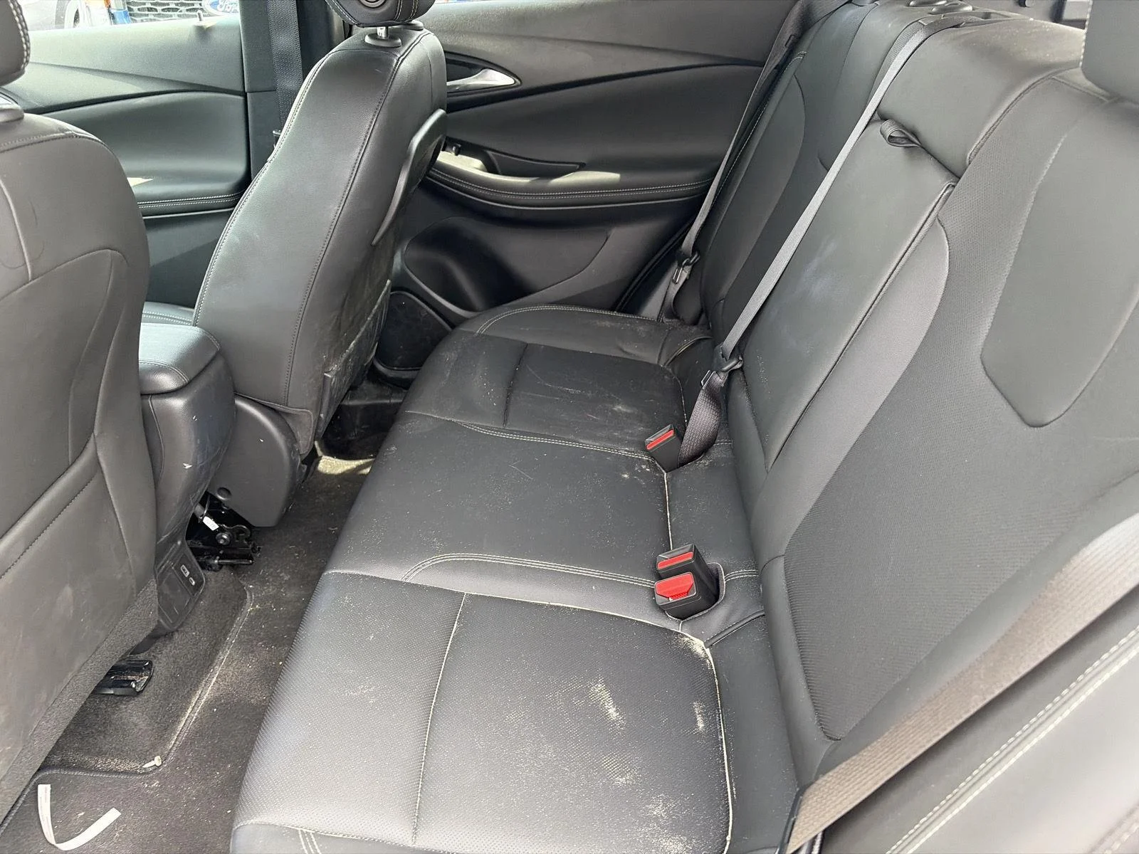 Used 2024 Summit White Buick Sport Touring image 12