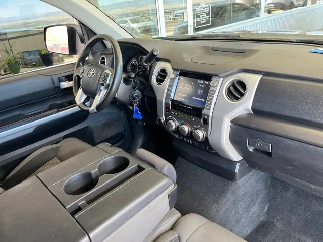 Used 2020 Magnetic Gray Metallic Toyota SR5 image 49