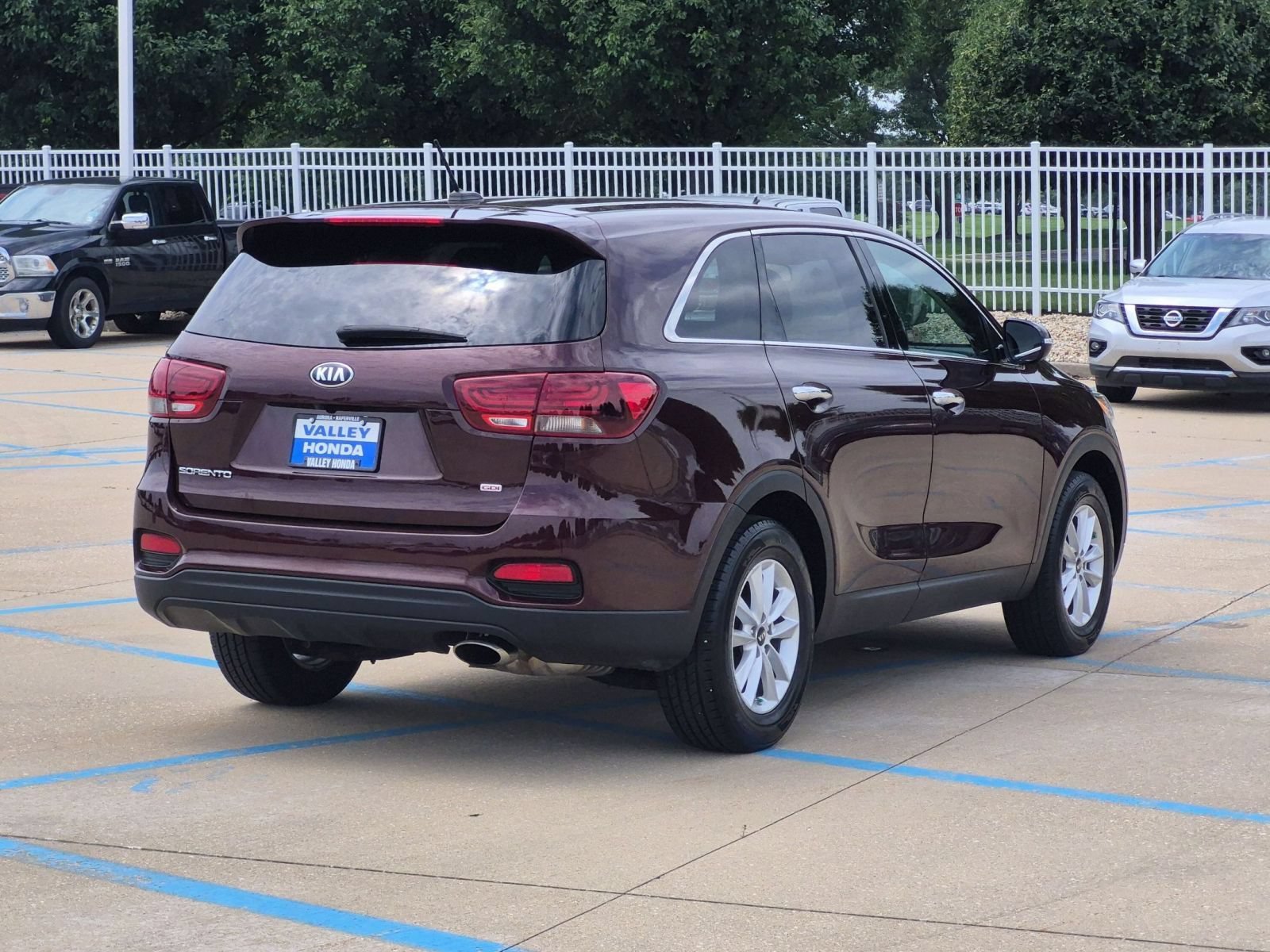 Used 2019 Sangria Kia LX image 6
