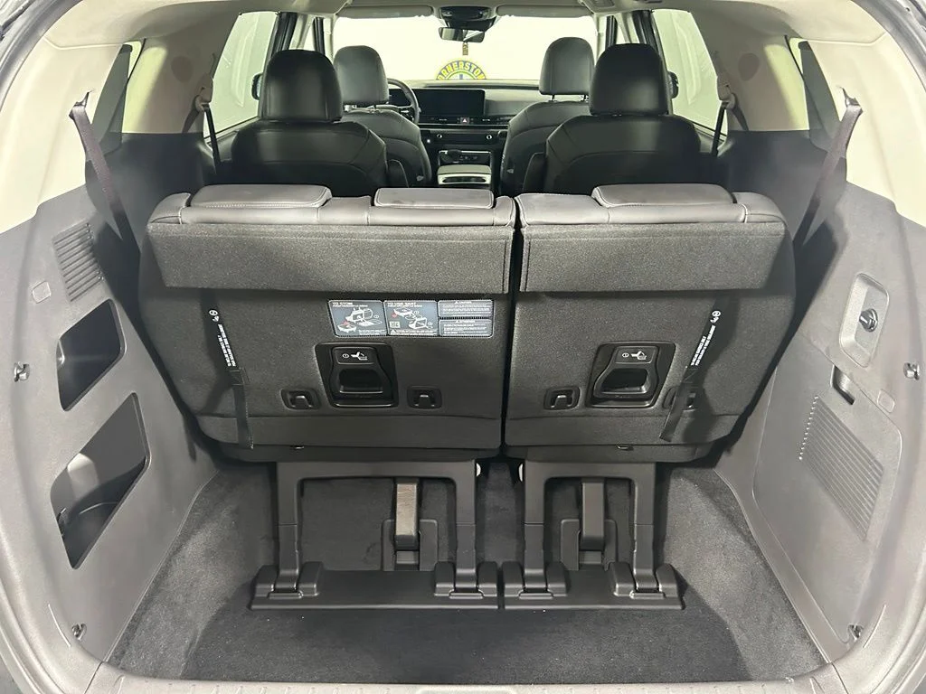 New 2027 Ceramic Silver Kia EX image 21