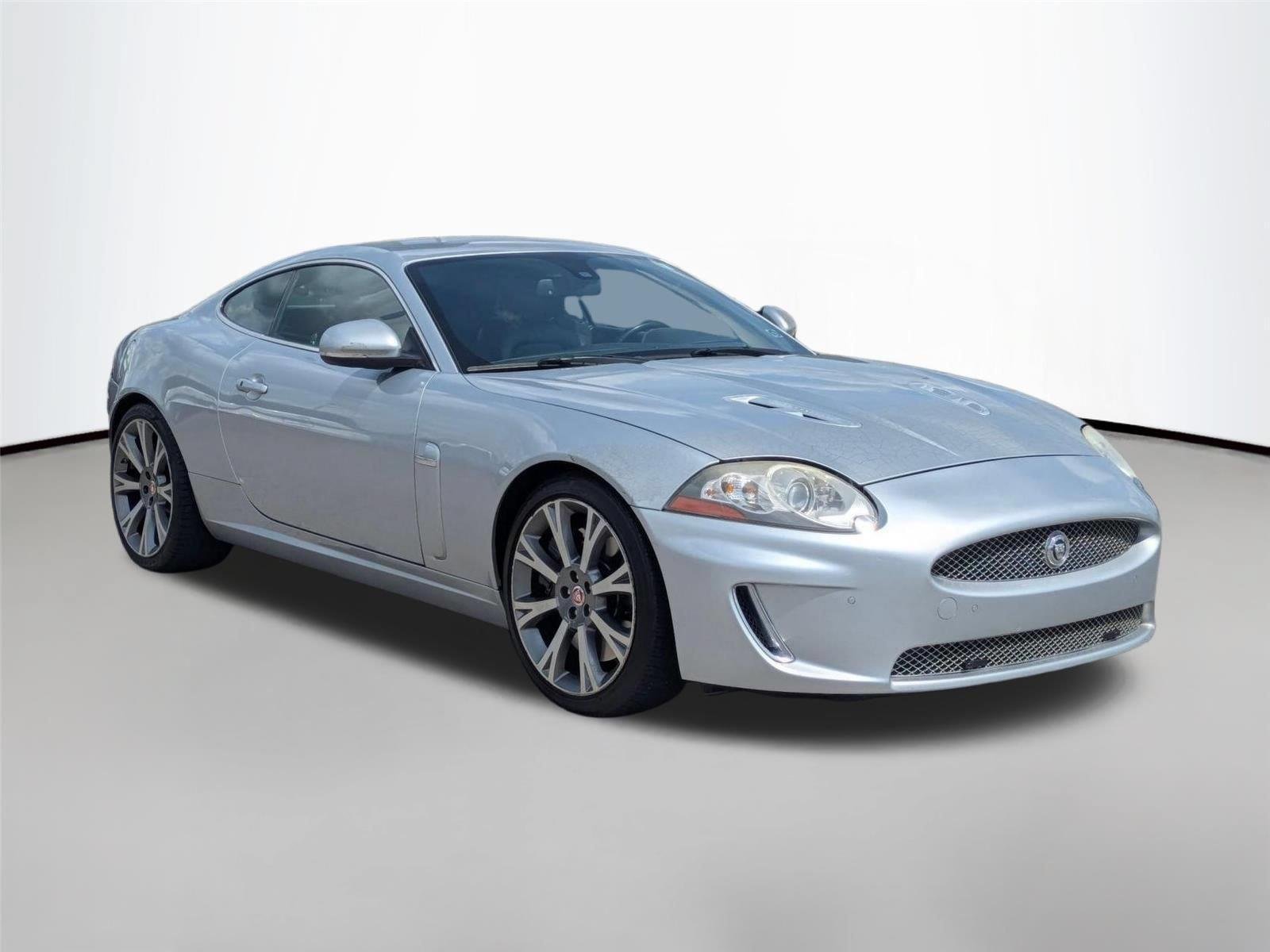 Used 2010 Liquid Silver Jaguar XKR image 9