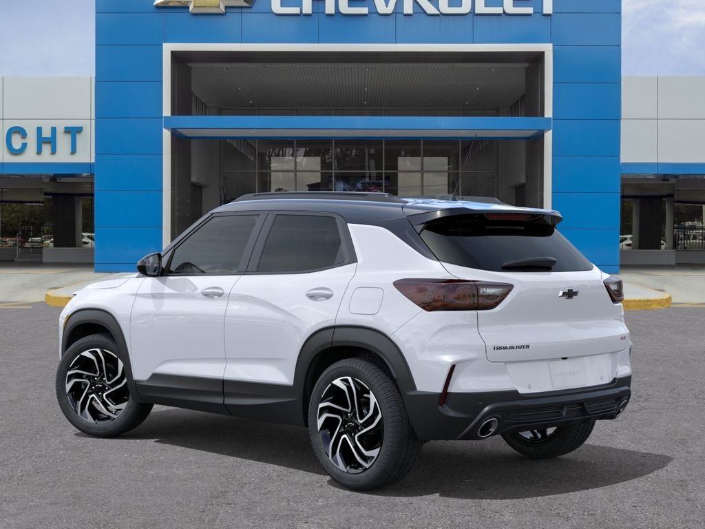 New 2026 Iridescent Pearl Tricoat Chevrolet RS image 3