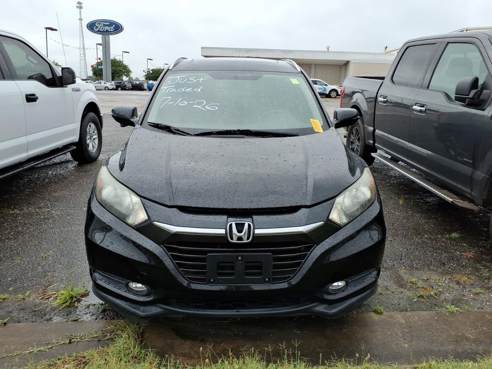 Used 2017 Crystal Black Pearl Honda EX-L Navi image 2