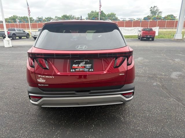 Used 2025 Red Hyundai SEL image 4