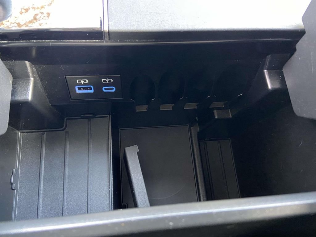 2024 Toyota Tundra SR5 - Photo 26