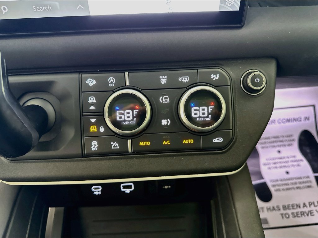 Used 2022 Black Land Rover S image 16