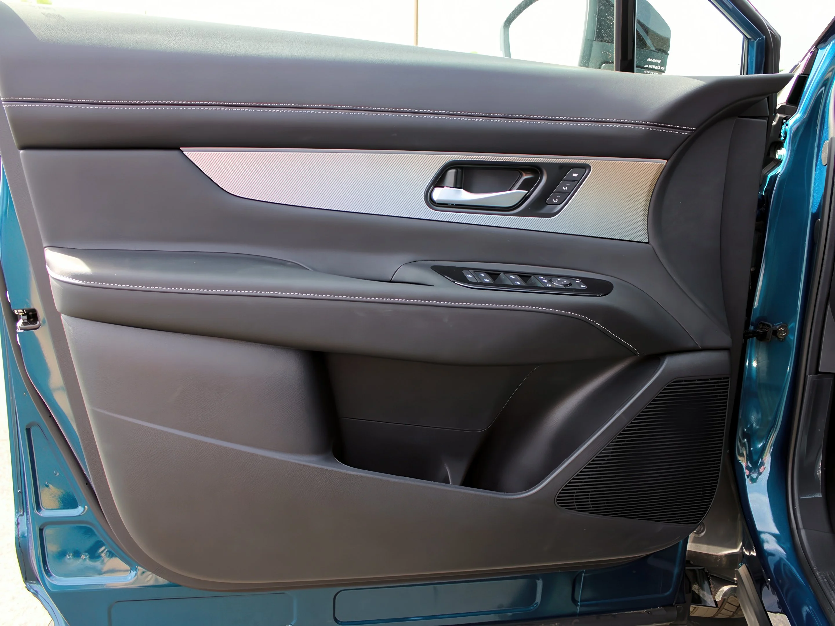 New 2026 Blue Nissan Platinum image 11