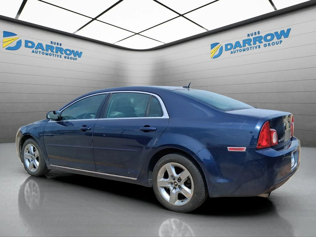 Used 2010 Blue Chevrolet LT image 3