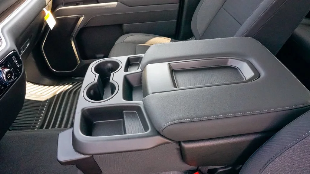 New 2026 Sterling Metallic GMC Elevation image 20