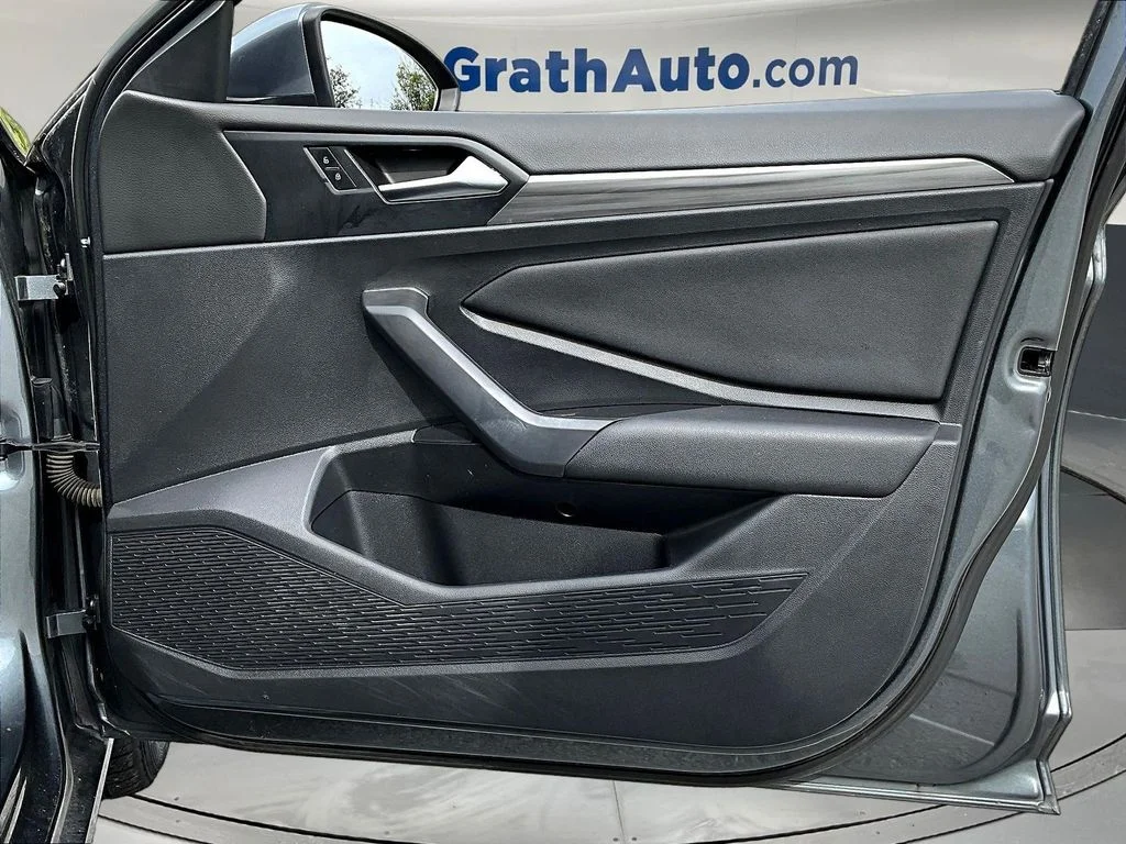 Certified Used 2020 Gray Volkswagen SEL image 28