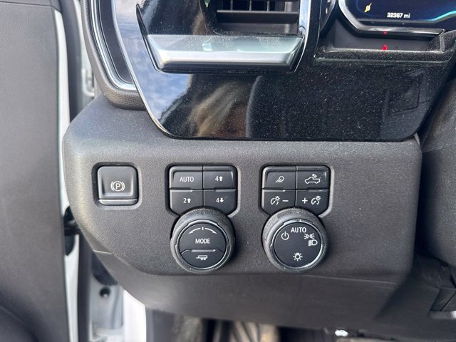 Used 2024 White Chevrolet LT image 21
