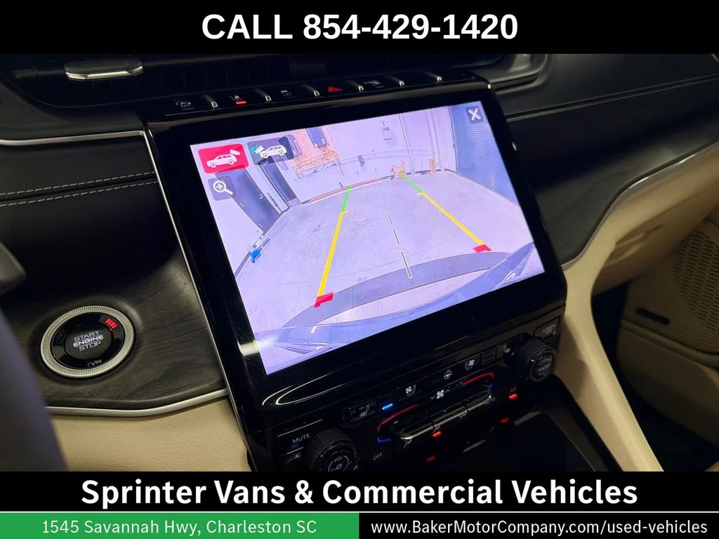 Used 2025 Gray Metallic Jeep Limited image 15