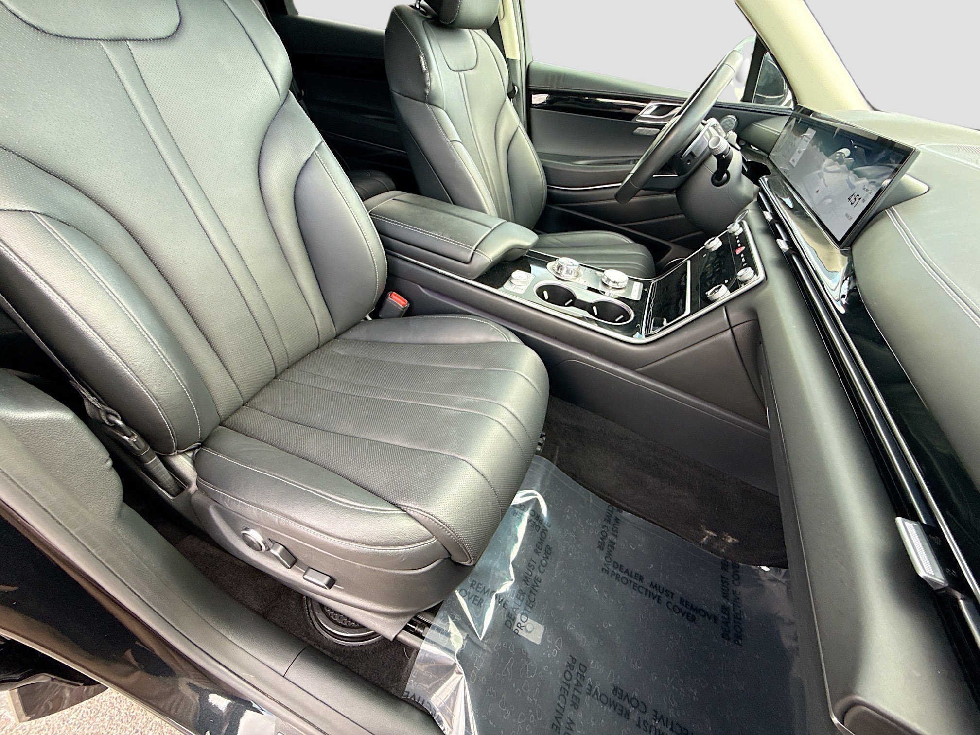 2025 GENESIS GV80 Standard - Photo 15