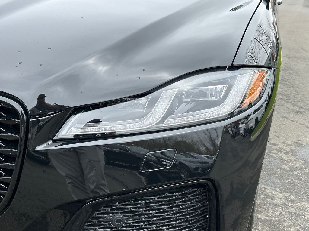 2026 Jaguar F-Pace R-Dynamic S - Photo 7