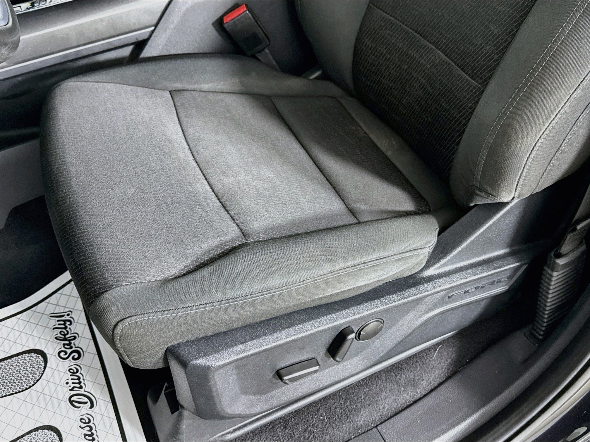 Used 2023 Agate Black Metallic Ford XLT image 19