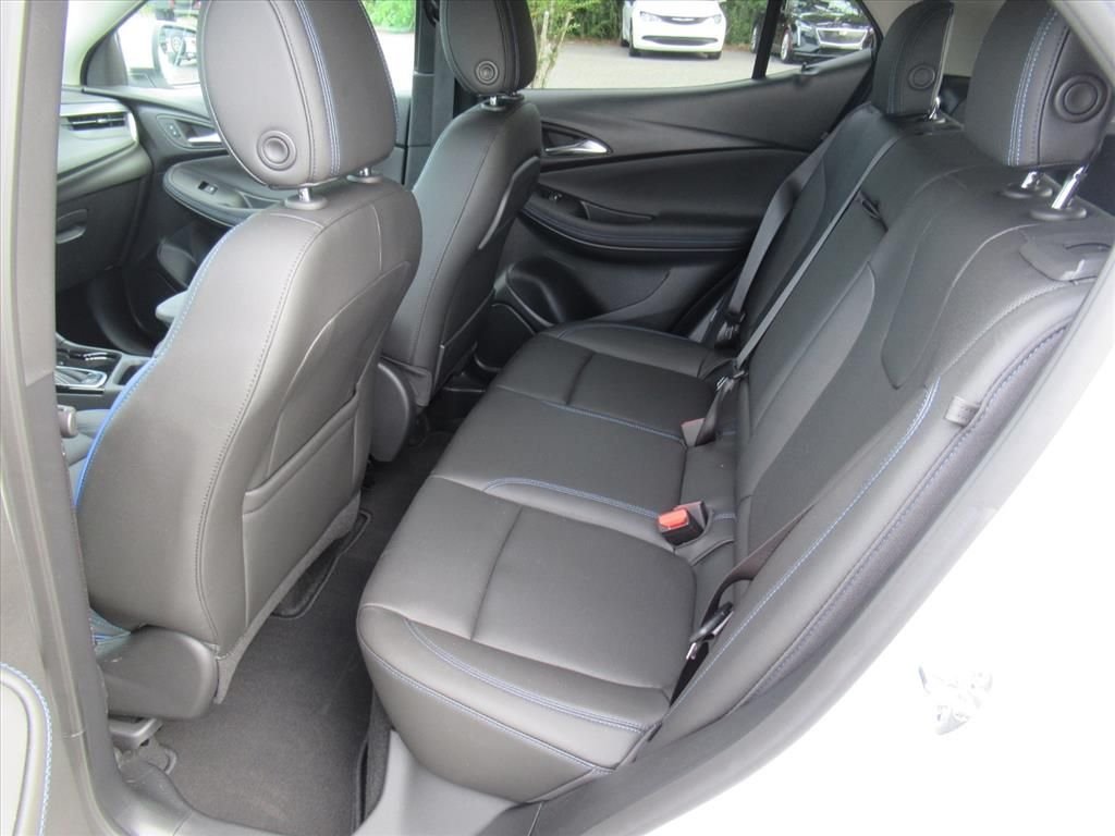 Used 2026 White Buick Sport Touring image 31