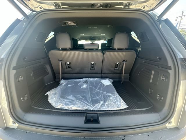 New 2026 Sterling Gray Metallic Chevrolet Z71 image 27