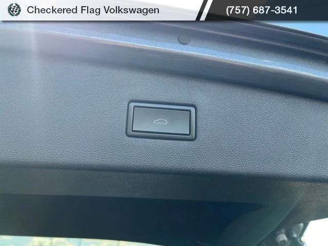 Used 2019 Platinum Gray Metallic Volkswagen 2.0T SEL 4Motion image 15