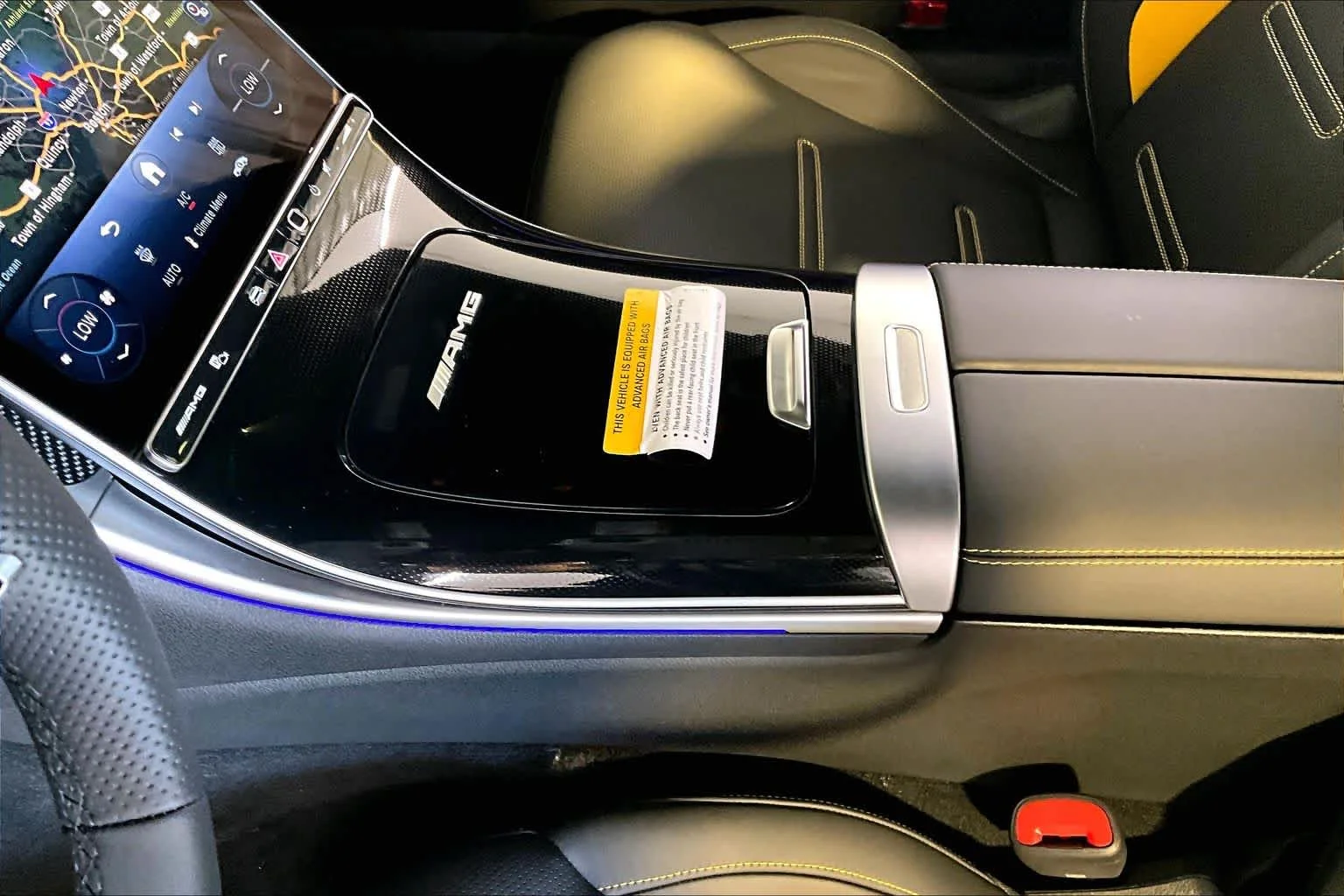 New 2027 MANUFAKTUR exclusive graphite grey magno Mercedes-Benz AMG® CLE 53 image 10