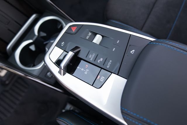 New 2026 Alpine White BMW xDrive28i image 26