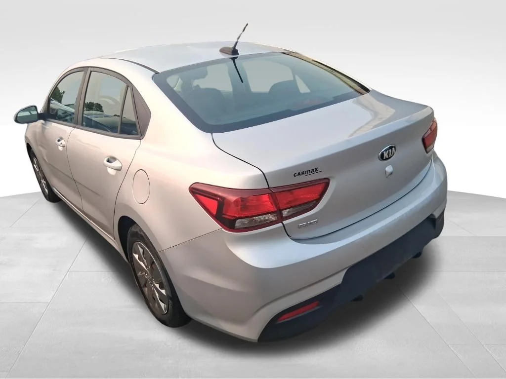 Used 2019 Silver Kia LX image 5