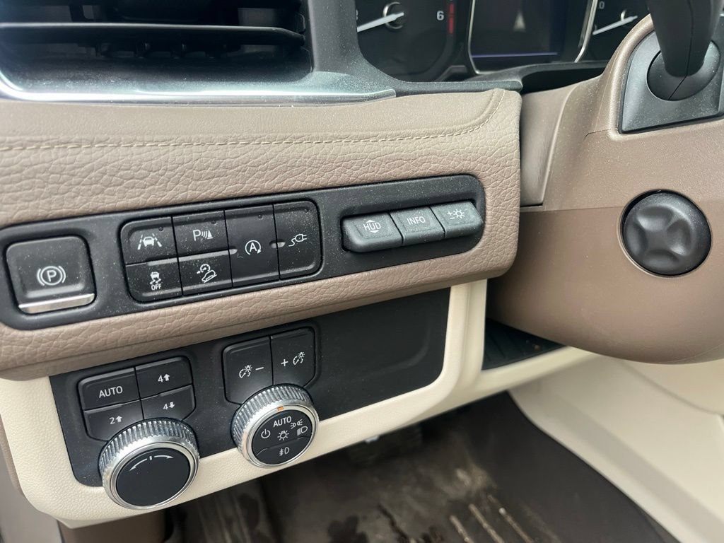 2021 GMC Yukon XL Denali - Photo 19