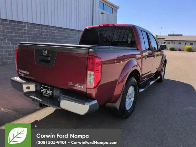 Used 2019 Cayenne Red Metallic Nissan  image 3