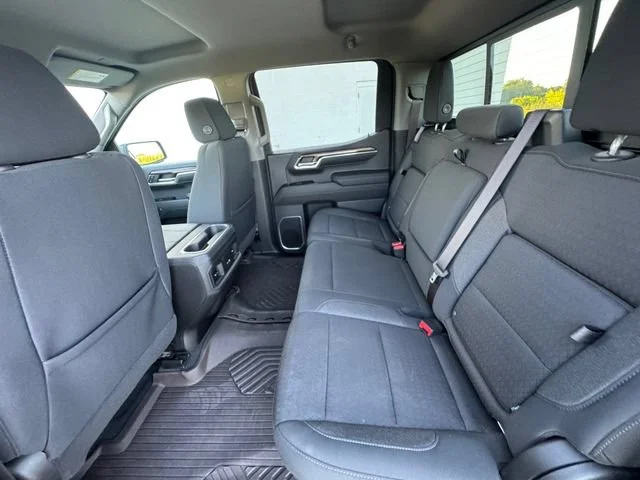Used 2023 STERLING GRAY METALLIC Chevrolet RST image 29