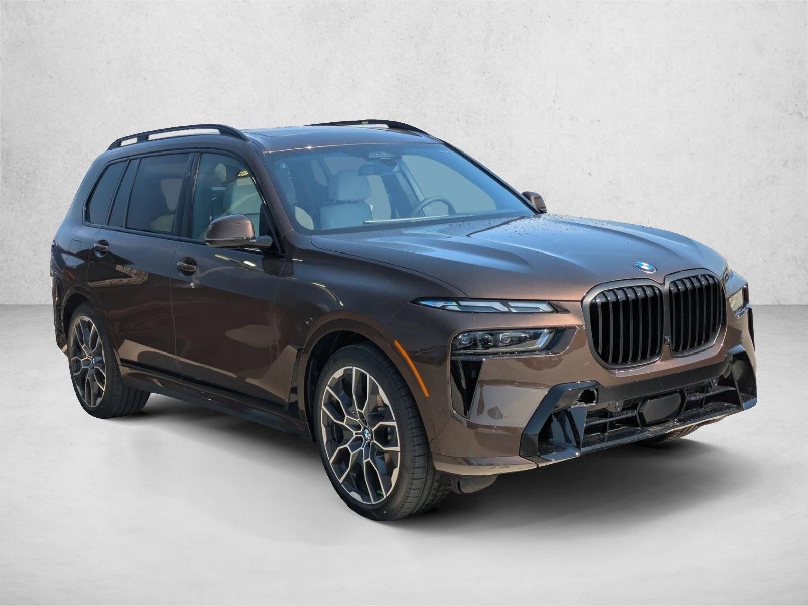 Used 2026 Macadamia Metallic BMW xDrive40i image 7