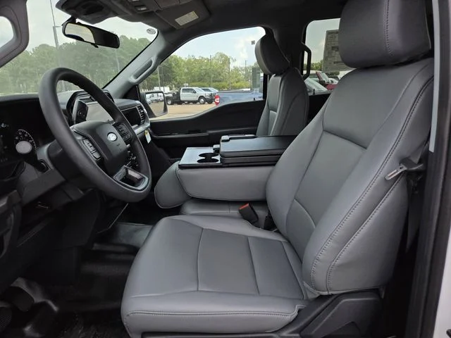New 2026 Oxford White Ford XL image 33