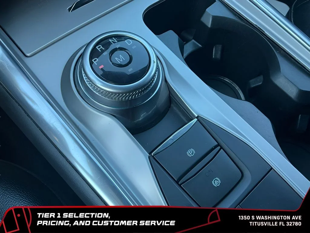 Used 2020 Gray Ford Limited image 26