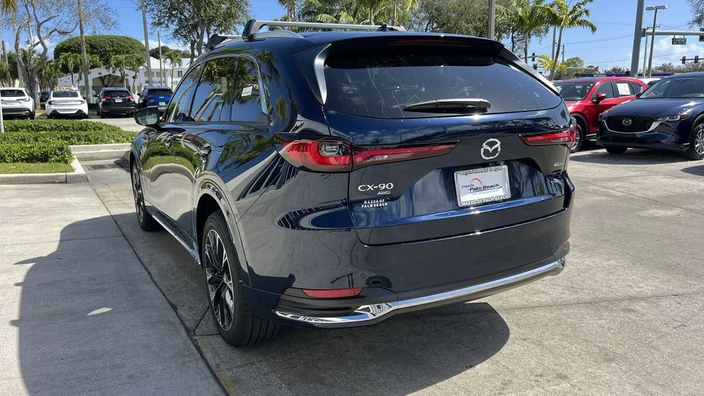 2025 Mazda CX-90 Premium Package - Photo 8