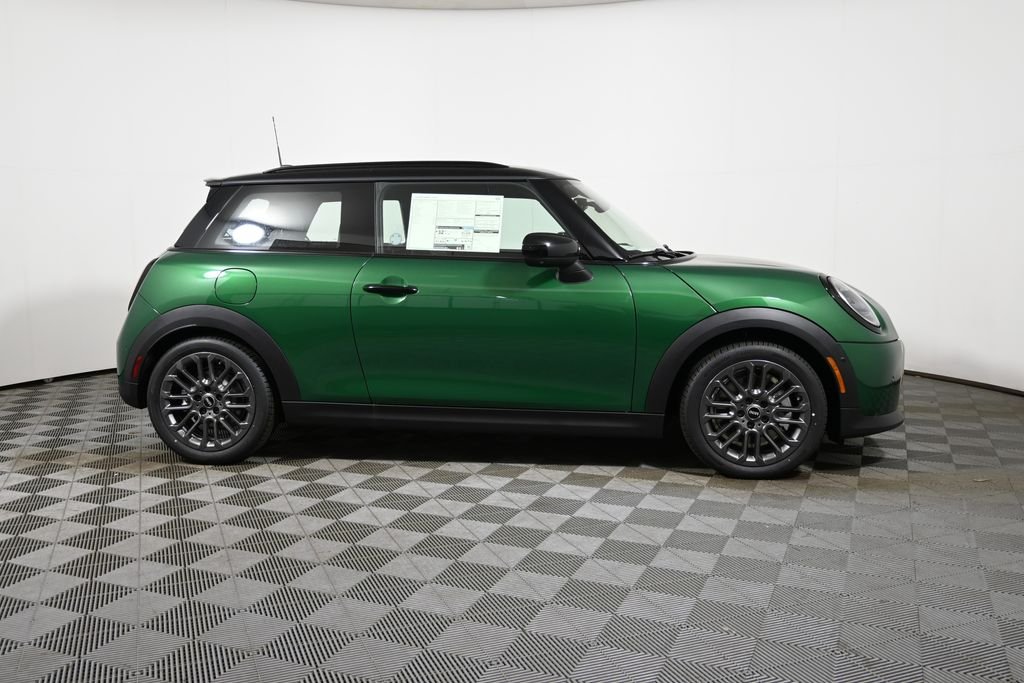 New 2026 Green MINI Iconic image 8