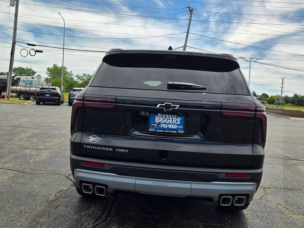 2026 Chevrolet Traverse LT - Photo 12