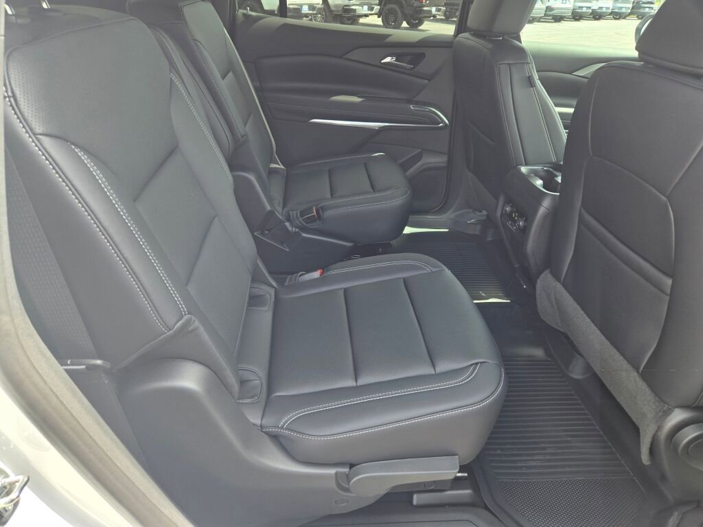 New 2026 Summit White Chevrolet LT image 7